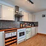 Finest Retreats - Oystercatcher