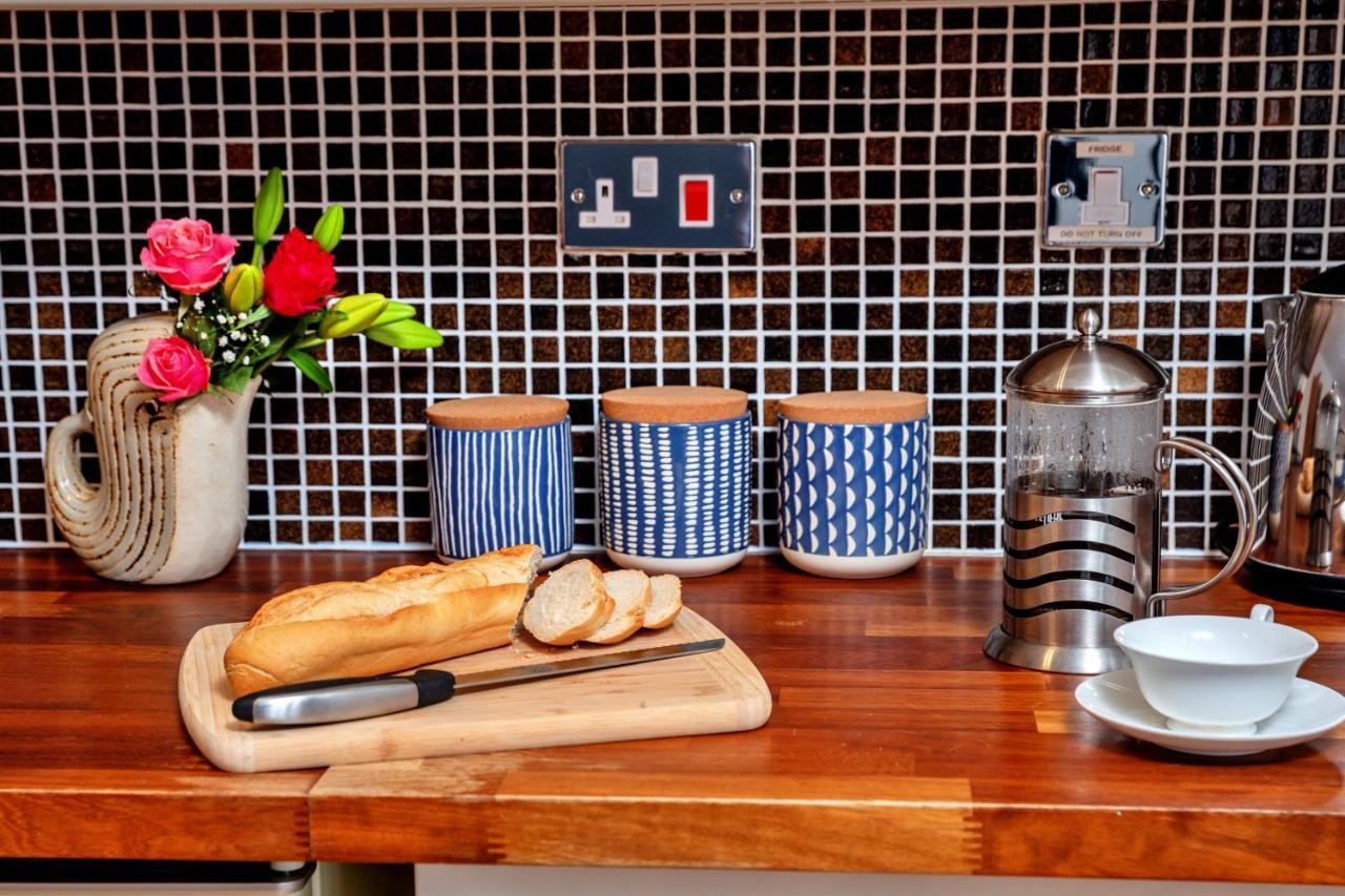 Finest Retreats - Oystercatcher Apartment Whitby